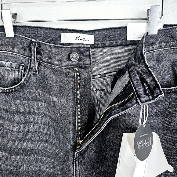 KanCan Estilo Washed Out Black Mom Jeans NWT - Picture 11 of 14